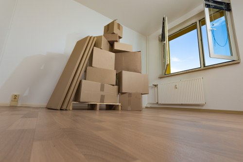 Local moving team handling a Thornton Heath property move