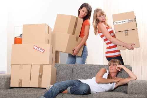 Local removal truck hire for homes and businesses near Thornton Heath